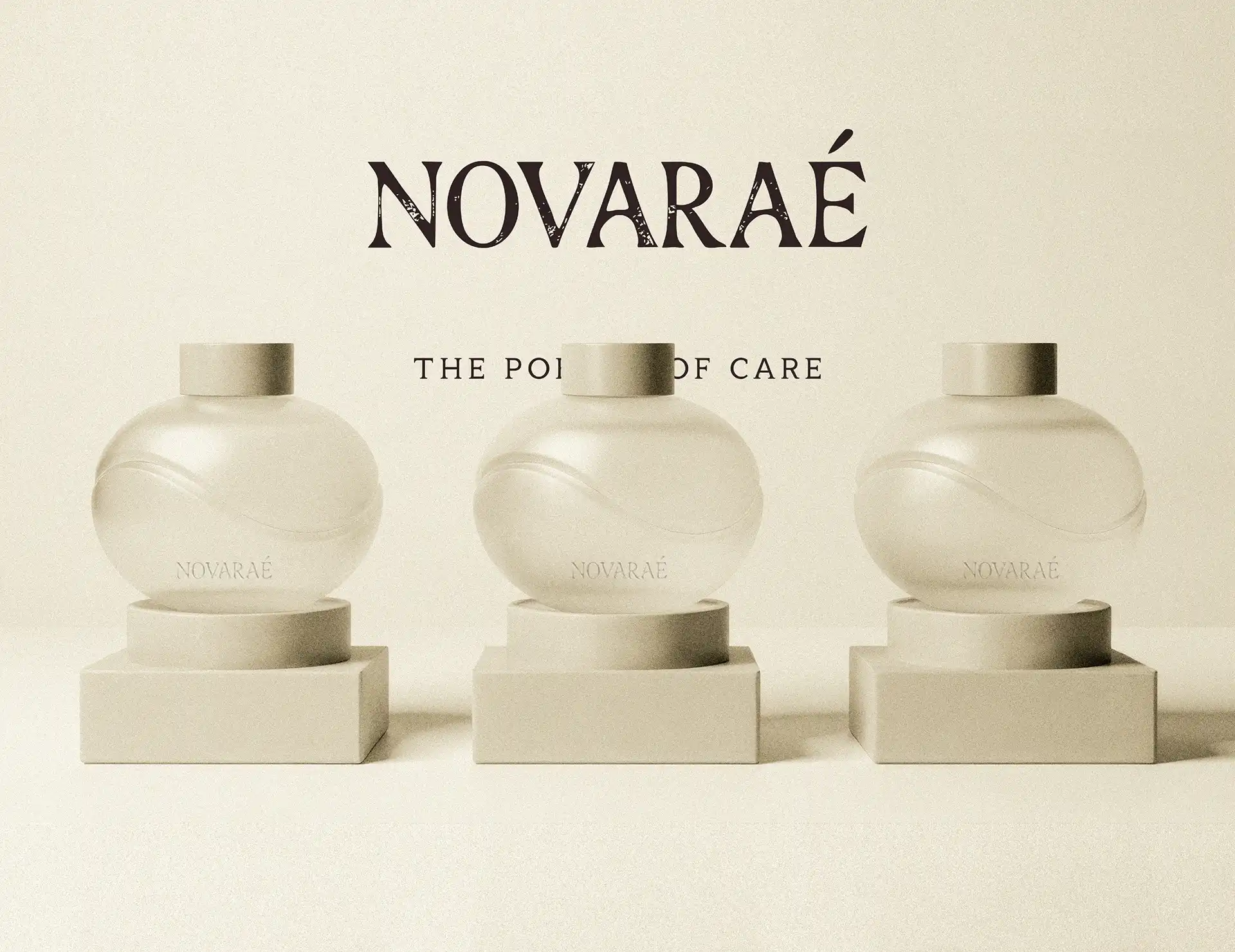 Minimalist NOVARAE skincare display: three cream-colored round bottles on geometric pedestals, conveying calm, refined luxury and care.